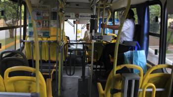 Фотография к новости: Бразилияда жолаушылар автобусы аударылып, 17 адам қаза тапты