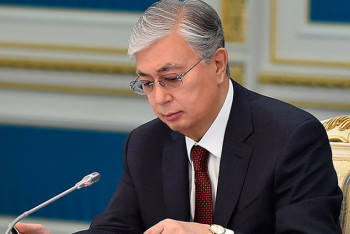 Фотография к новости: Президент Юрий Аравиннің дүниеден өтуіне байланысты көңіл айтты