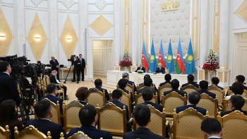 Фотография к новости: Қазақстан мен Әзербайжан өзара сауда айналымын 1 млрд долларға жеткізбек