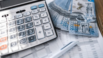 Фотография к новости: Ақша бар, еркіндік жоқ: Өңірлердің қаржылық дербестігі неге баяу дамуда?