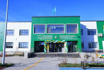 Фотография к новости: Қарағанды облысында ЖИ және STEM-зертханасы бар мектеп ашылды