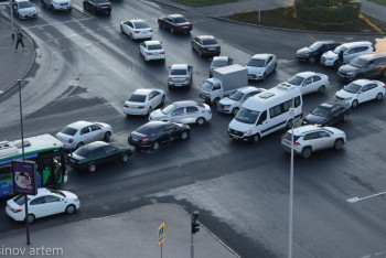 Фотография к новости: Алматыдағы кептеліспен күрес: жұмыс кестесін өзгерту жолдағы жағдайға әсер етті ме