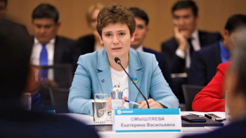 Фотография к новости: Депутат: ЖИ жүйелерін міндетті сақтандырудан уақытша бас тарттық