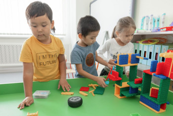 Фотография к новости: Қазақстан балабақшаларында балаларды 4 жастан бастап мамандыққа баулиды