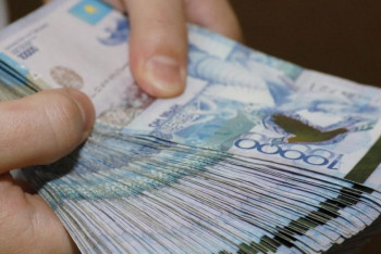 Фотография к новости: 3 трлн теңге: Қазақстандық зейнеткерлер рекордтық төлем алды