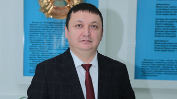 Фотография к новости: "Қағазбастылықтан арылдық". Үздік ұстаз мұғалімдерге жасалып жатқан жағдай туралы айтты