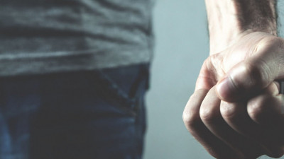 Нашар баға үшін оқушының әкесі мұғалімді соққыға жықты – Павлодар