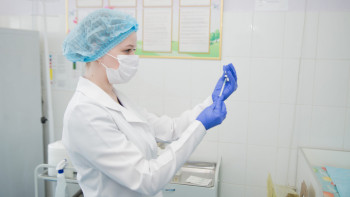 Фотография к новости: Ақтөбеде "қайтыс болған" науқастарды бюджет есебінен емдеген