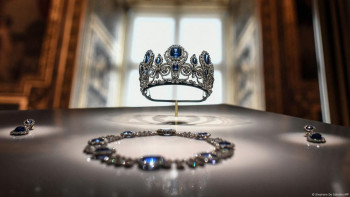 Фотография к новости: Луврдың асыл бұйымдары енді Францияның алтын қорымен бірге сақталады