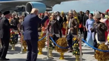 Фотография к новости: Трамп Малайзияға сапары кезінде күтпеген жерден би биледі