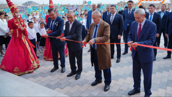 Фотография к новости: Түркістан өңірі "Республика күнін" ерекше форматта атап өтті