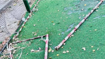 Фотография к новости: Көкшетауда футбол қақпасы баланың үстіне құлап кетті