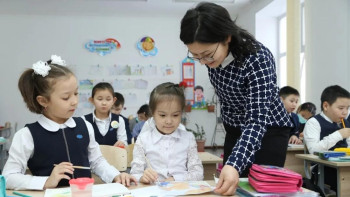 Фотография к новости: Елордалық ұстаздар "Үздік педагог-2025" конкурсының жеңімпазы атанды