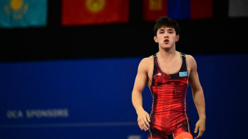 Фотография к новости: Қазақстан балуаны еркін күрестен Азия ойындарының чемпионы атанды