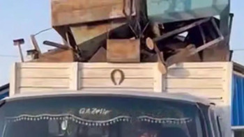 Фотография к новости: Алматы зиратындағы темір қоршаулар ұрланып жатыр ма?