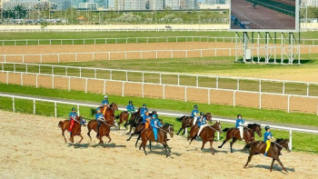 Фотография к новости: Алматыдағы тарихи ипподромның орнына тұрғын үй кешені салына ма?