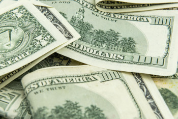 Фотография к новости: Трамп: Оңтүстік Корея кедендік баждарды төмендету үшін 350 млрд доллар төлейді