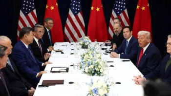 Фотография к новости: Си Цзиньпин мен Дональд Трамптың кездесуі жалғасуда