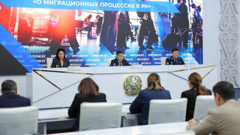 Фотография к новости: Шетелде 150 мыңнан астам қазақстандық еңбек етіп жүр