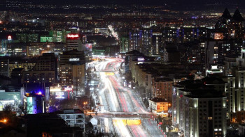 Фотография к новости: Алматыда сыртқы және сәулеттік жарықтандыру жүйесін жаңғырту жалғасып жатыр