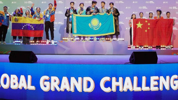 Фотография к новости: Қазақстандық оқушылар Панамадағы робототехника чемпионатында төрт дүркін әлем чемпионы атанды