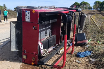 Фотография к новости: Түркияда сафари кезінде туристердің көлігі аударылып қалды