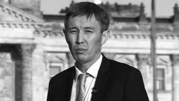 Фотография к новости: Қазақстандық белгілі тележурналист өмірден өтті