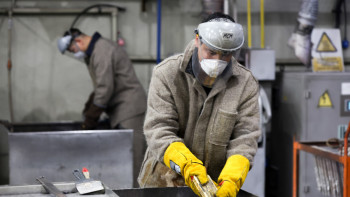 Фотография к новости: Қазақстан экономикасы өзгереді: Шикізат емес, өңдеу секторы дамиды
