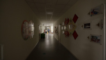 Фотография к новости: Алматыда балабақшада бала екі қабатты төсектен құлап, жарақат алды