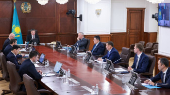 Фотография к новости: "Стадион қаңырап бос тұр": Бектенов министрлік пен әкімдіктерге тапсырма берді