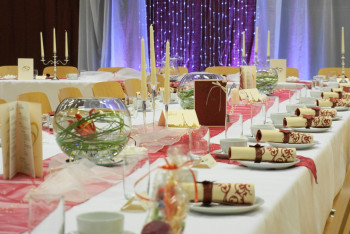 Фотография к новости: Үйінде той жасап, ас та төк тамақ әзірлеген азамат жазаланды