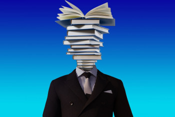 Фотография к новости: “Жұбайыңызды қалай өзгертуге болады?”: Депутат коучтар адамдарды адастырып жатқанын айтты