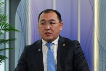 Фотография к новости: Айбек Смадияров: Мен министрге де, журналистерге де шындықты айтамын