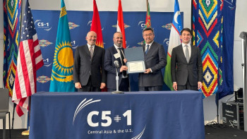 Фотография к новости: АҚШ Қазақстандағы медицина мен жоғары технологиялық өндіріске инвестиция салады