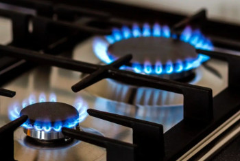 Фотография к новости: Алматыда жол апатынының салдарынан жеке тұрғын аудан газсыз қалды