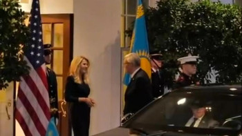 Фотография к новости: Президент Қасым-Жомарт Тоқаев Ақ үйге барды