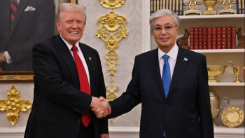 Фотография к новости: Президент Қасым-Жомарт Тоқаев Дональд Трамппен келіссөз жүргізді