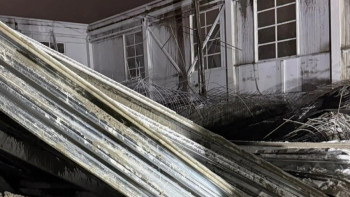 Фотография к новости: Павлодарда құлаған мектеп ғимаратының астынан адамның мәйіті табылды