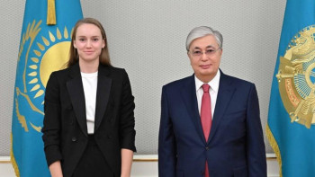 Фотография к новости: Президент Рыбакинаны құттықтады