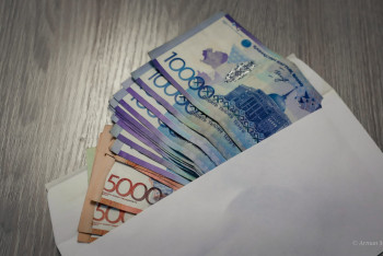 Фотография к новости: Ақтөбеде мұғалім алаяқтық жасап, 420 мың теңгені иемденген