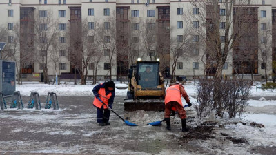Астанада түнгі уақытта 1000-нан астам арнайы техника қар тазалау жұмысына шығады