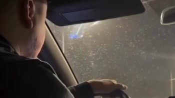 Фотография к новости: Қарағандыда такси жүргізушісі баланы анасынсыз алып кеткен