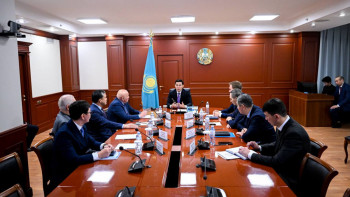 Фотография к новости: Қоғам қайраткерлері спорт федерациялары басшыларына KPI енгізуді ұсынып отыр