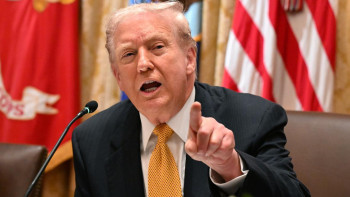 Фотография к новости: Трамп Эпштейннің Демократиялық партиямен байланысын тексеруді талап етті