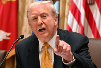 Фотография к новости: Трамп Эпштейннің Демократиялық партиямен байланысын тексеруді талап етті