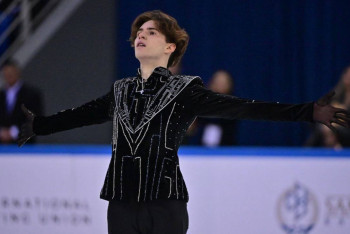 Фотография к новости: АҚШ-та қазақстандық мәнерлеп сырғанаушы екінші орынды жеңіп алды