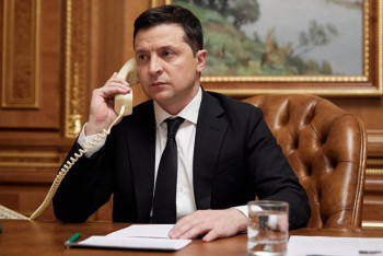 Фотография к новости: Зеленский Франциямен тарихи келісім дайындалып жатқанын мәлімдеді