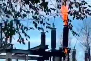 Фотография к новости: Трансформаторлық станциядағы өрт: Алматының бір бөлігі бағдаршамсыз қалды