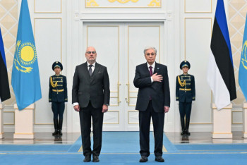 Фотография к новости: Қасым-Жомарт Тоқаев Ақордада Эстония президентін қарсы алды