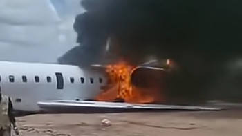 Фотография к новости: Министр отырған ұшақтың өртенген сәттегі видеосы жарияланды